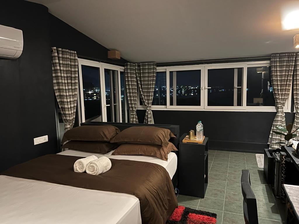 Gusto Accommodation 포카라 외부 사진