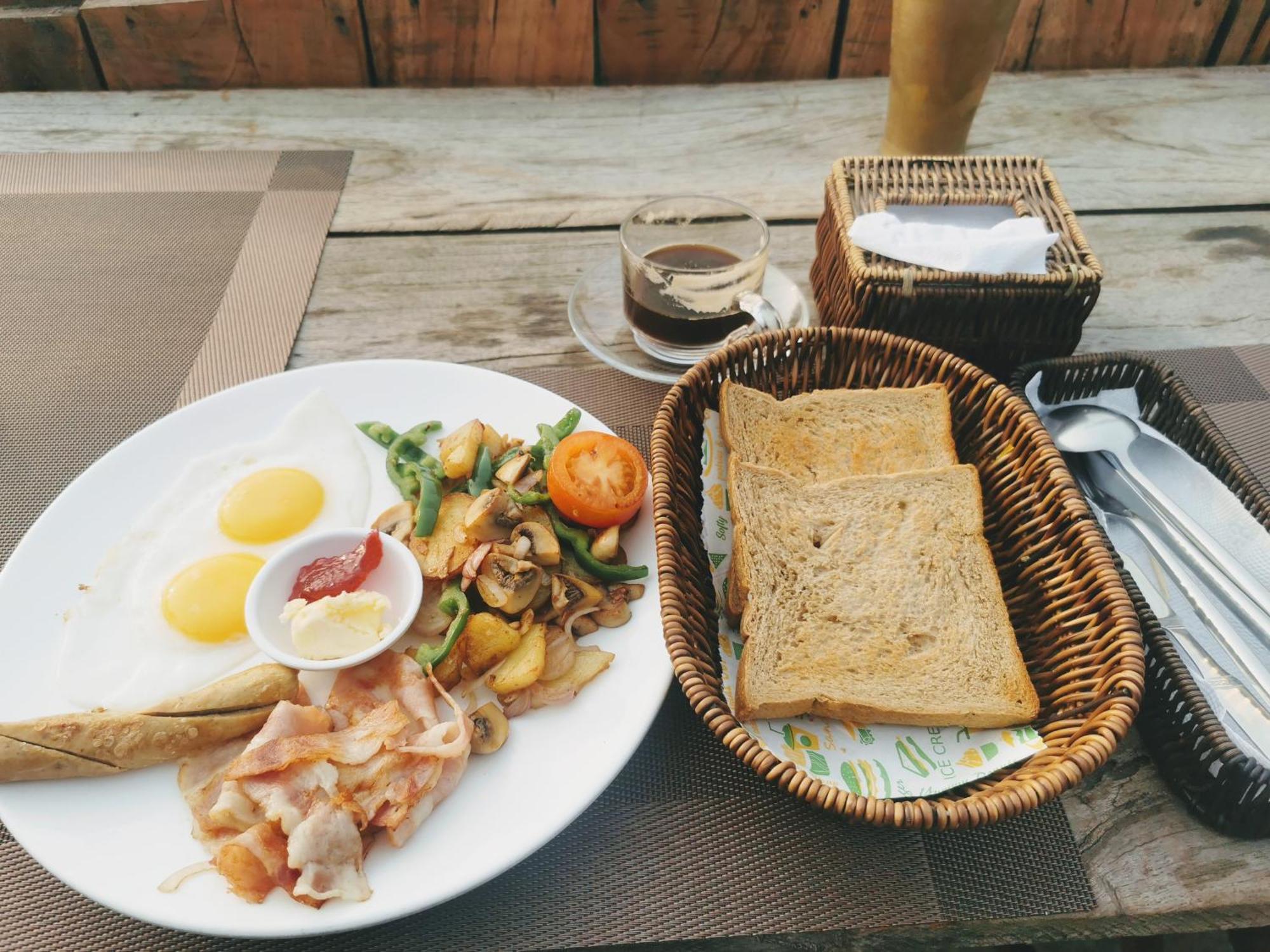 Gusto Accommodation 포카라 외부 사진