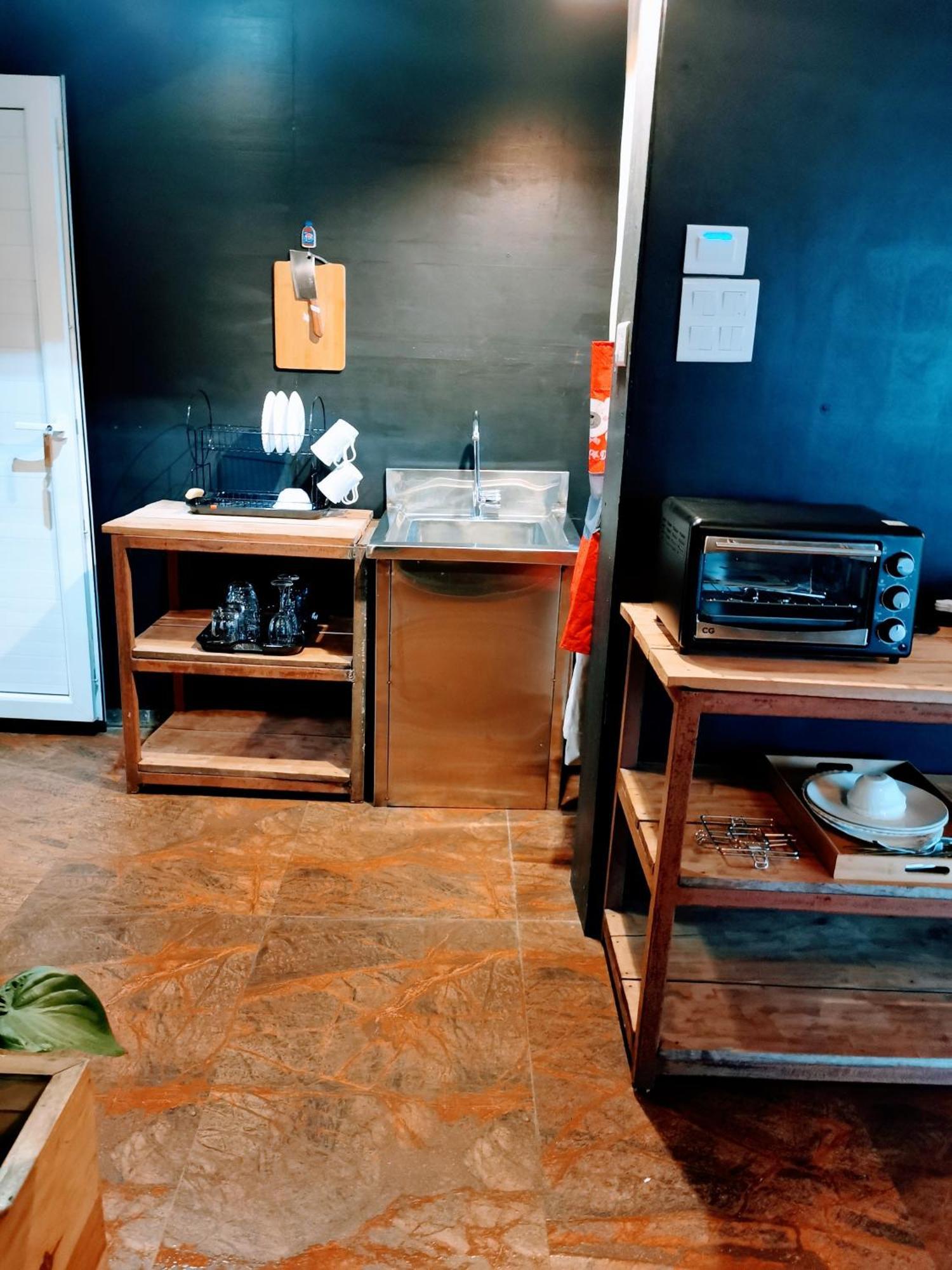 Gusto Accommodation 포카라 외부 사진